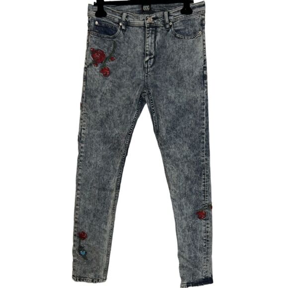 BDG UO Rose Embroidered Acid Wash Skinny Jeans - Picture 3 of 10